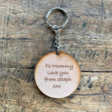 Load image into Gallery viewer, Mommy Love You Keyring
