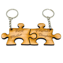 Load image into Gallery viewer, Jigsaw Keyrings Set of Best Friends Mother Daughter
