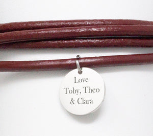 Worlds Best Mum Personalised Leather Bracelet - Children&#39;s Names Engraved on Back of Tag - Mother&#39;s Day Gift, Mum Present